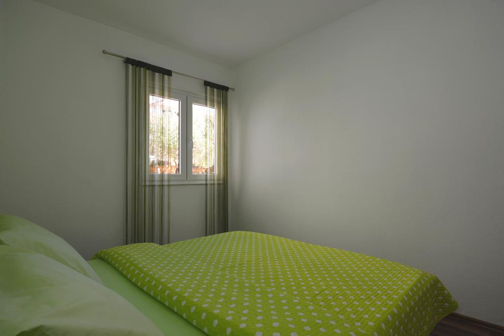 Apartments Maslina Trogir Bagian luar foto
