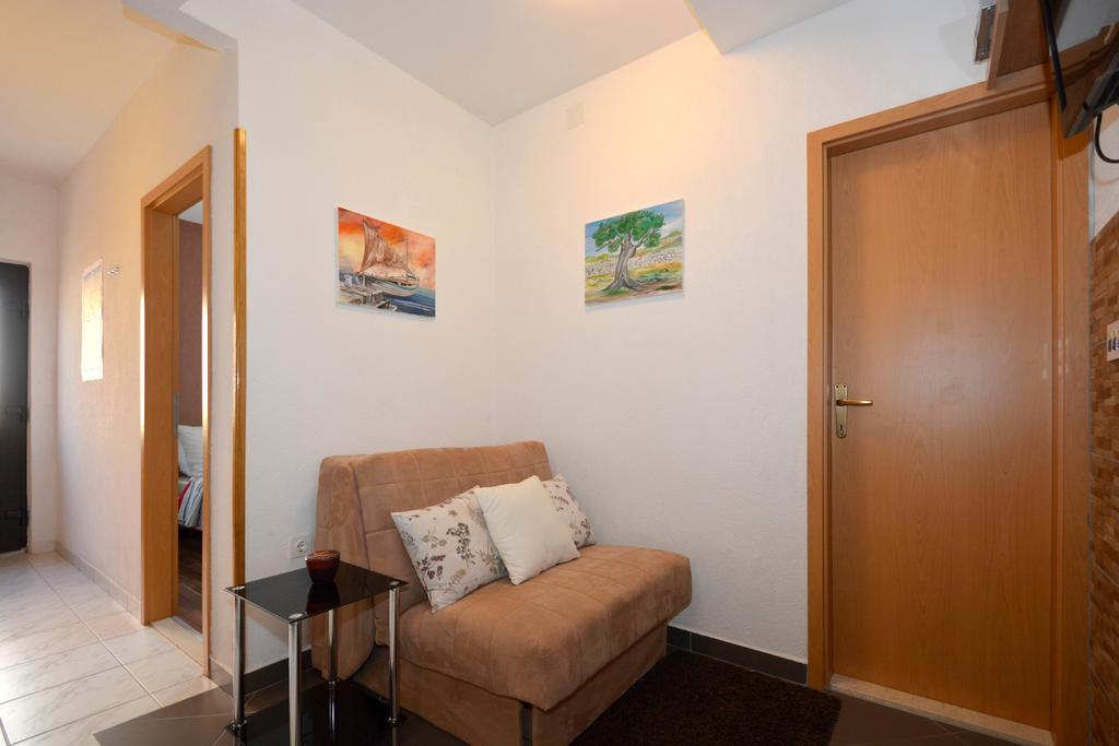 Apartments Maslina Trogir Bagian luar foto