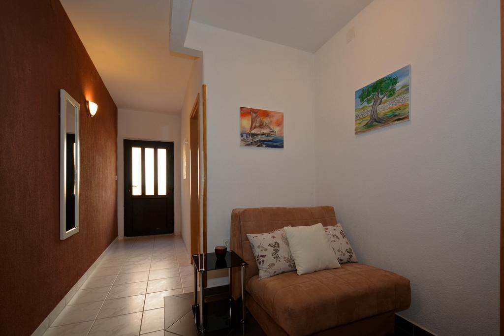 Apartments Maslina Trogir Bagian luar foto