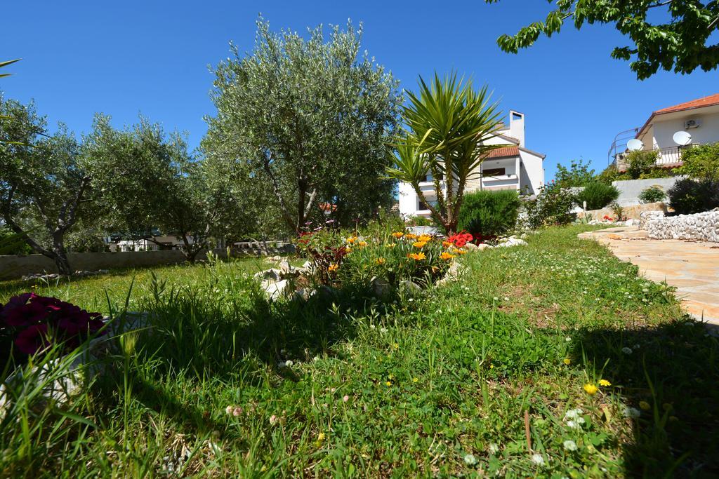 Apartments Maslina Trogir Bagian luar foto